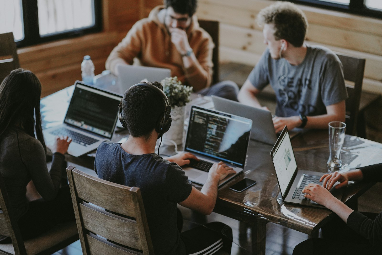 Claude for Team Collaboration: How to Delegate Work to AI Without Losing Control