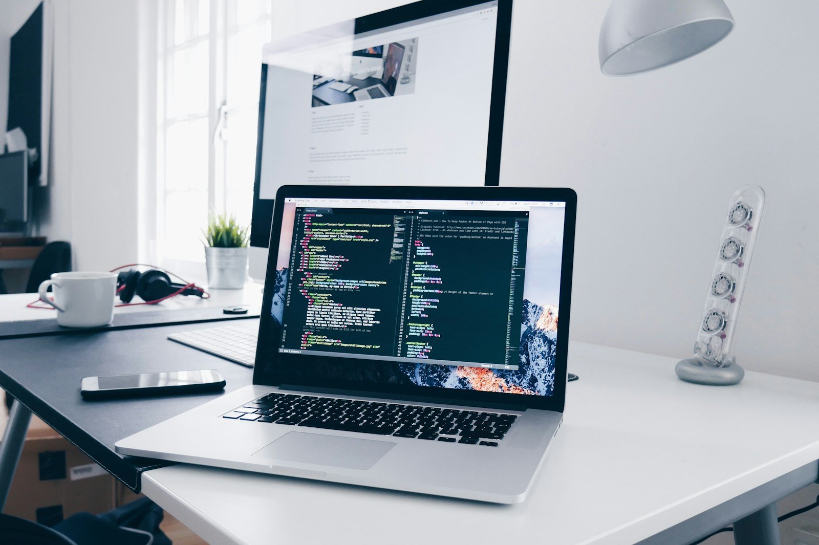The Browser Is Becoming an AI Workspace