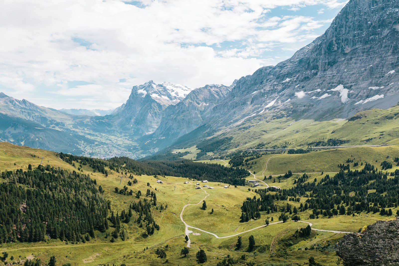 Why Travelers Are Chasing Better Exchange Rates