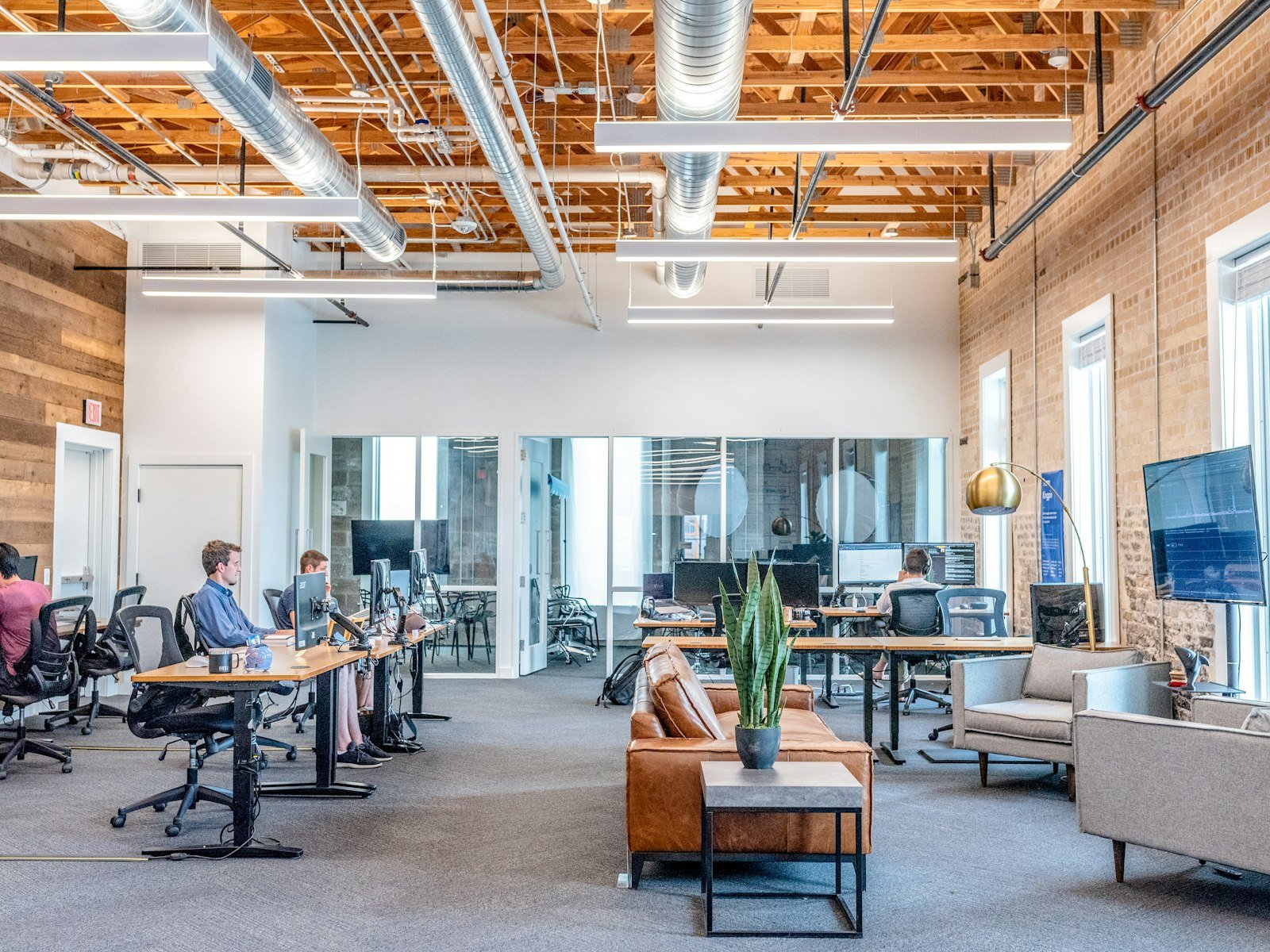 Claude for Meeting Notes: From Conversation to Decisions